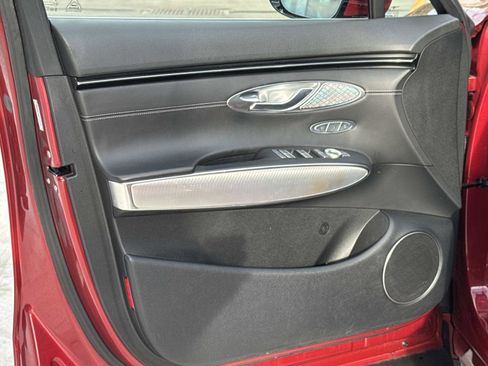 Used 2023 Genesis GV70 2.5T w/ Select Package image 19