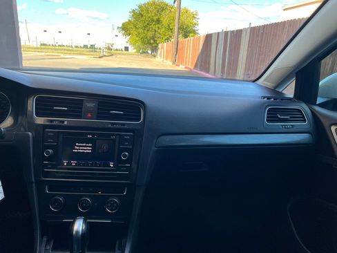 Used 2019 Volkswagen Golf S FWD image 14