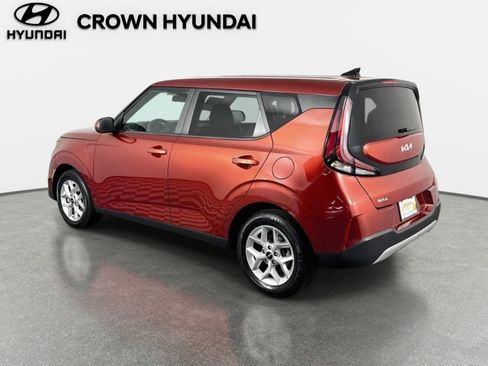 Used 2024 Kia Soul LX w/ Option Group 015 FWD image 8