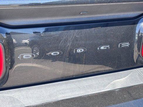 Used 2019 Dodge Challenger SXT RWD image 10