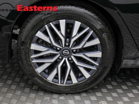 Used 2023 Nissan Altima 2.5 SV w/ SV Premium Package image 44