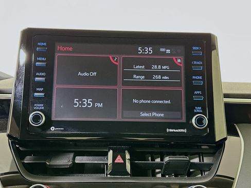 Used 2022 Toyota Corolla LE image 23