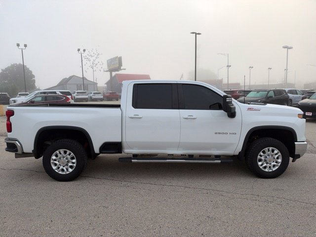 Used 2025 Chevrolet Silverado 2500 LT AWD/4WD image 6