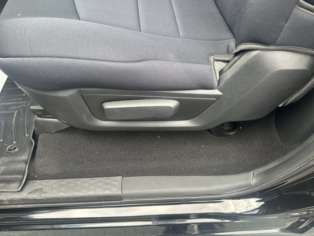 Used 2014 RAM 1500 Express AWD/4WD image 12
