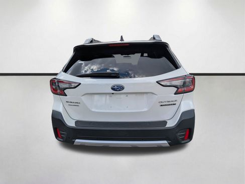 Used 2021 Subaru Outback Touring XT AWD/4WD image 5
