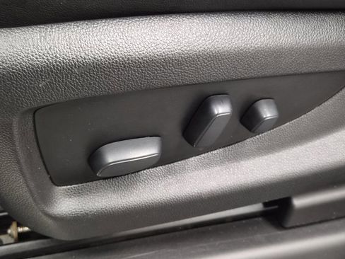 Used 2019 GMC Yukon Denali w/ Denali Ultimate Package image 24