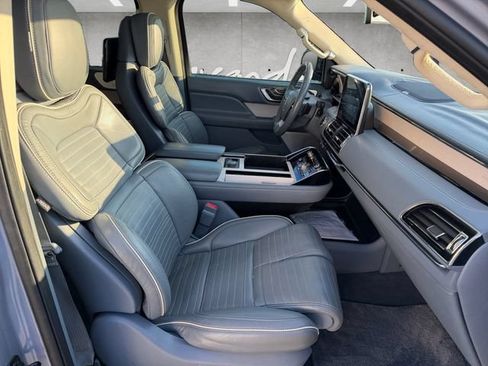 Used 2020 Lincoln Navigator L Black Label w/ Cargo Convenience Package AWD/4WD image 24