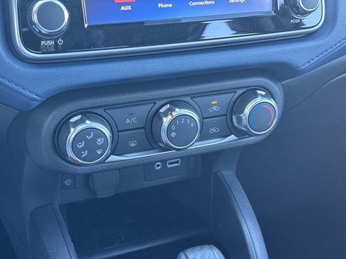 New 2025 Nissan Versa SV w/ Trunk Package image 30