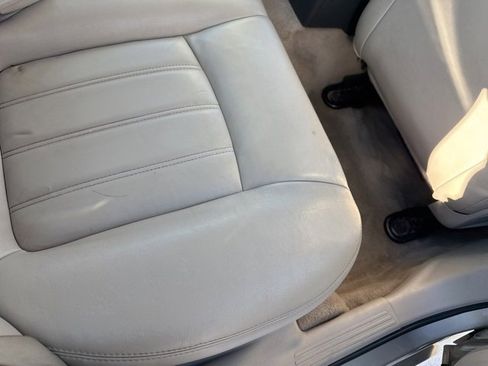 Used 2006 Chrysler 300 C image 32