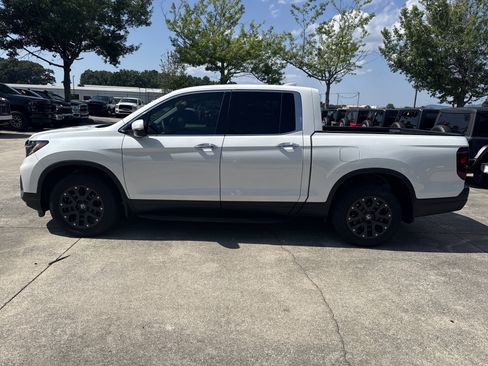 Used 2023 Honda Ridgeline RTL-E image 4