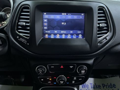 Used 2018 Jeep Compass Latitude w/ Popular Equipment Group AWD/4WD image 21