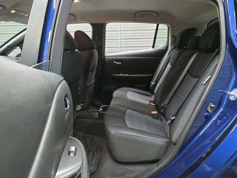 Used 2023 Nissan Leaf S FWD image 16