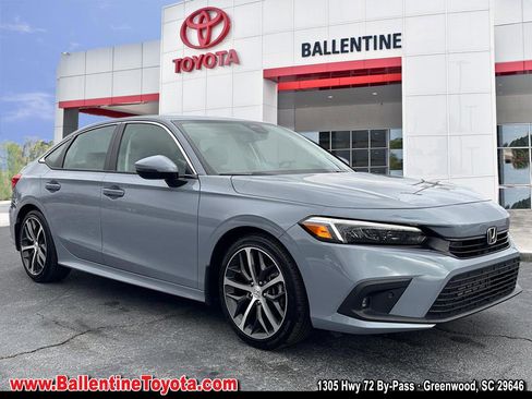 Used 2024 Honda Civic Touring image 1