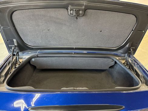 Used 2005 Chevrolet Corvette Convertible w/ Preferred Equipment Group image 56