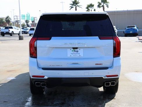 New 2026 GMC Yukon XL Denali w/ Denali Reserve Package image 7