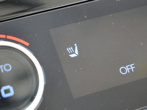 Certified 2025 Hyundai Santa Fe SEL image 29