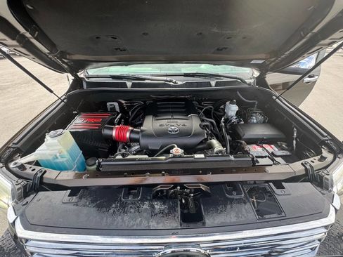 Used 2018 Toyota Tundra 1794 Edition image 38