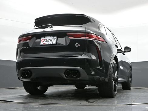 Used 2021 Jaguar F-PACE SVR AWD/4WD image 40