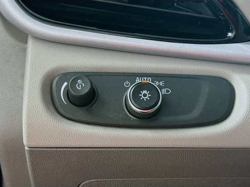 Used 2018 Chevrolet Volt LT w/ LT Driver Confidence Package image 11