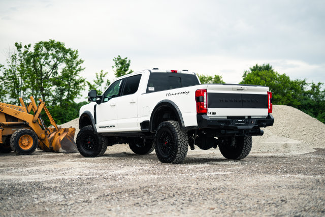 New 2026 Ford F250 Lariat w/ Black Appearance Package AWD/4WD image 5