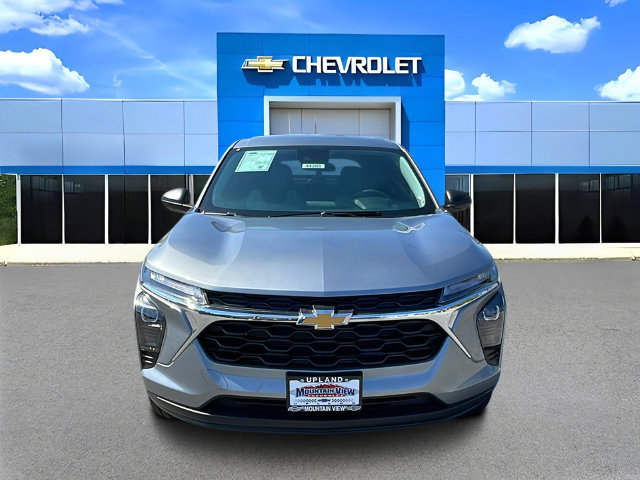 New 2026 Chevrolet Trax LS w/ Driver Confidence Package FWD image 9