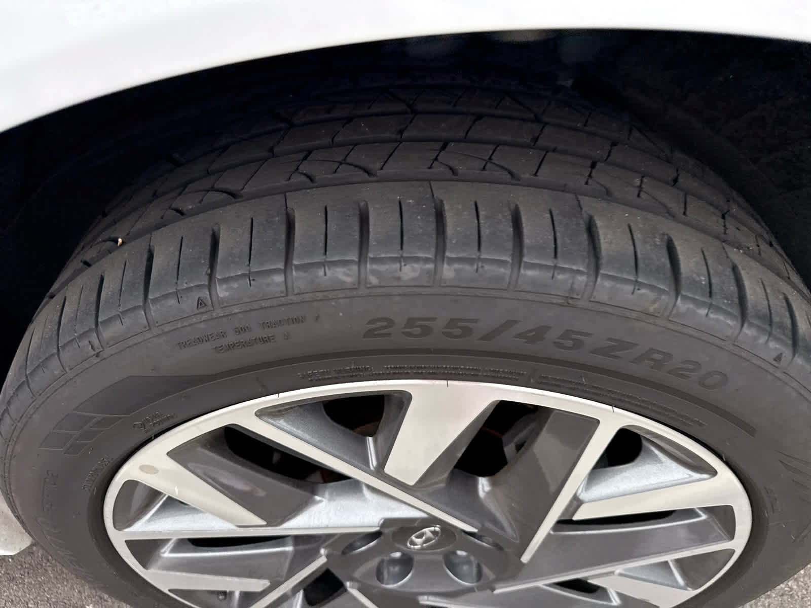 Used 2022 Hyundai Santa Fe Calligraphy FWD image 6