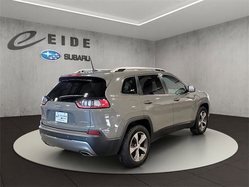 Used 2020 Jeep Cherokee Limited image 4