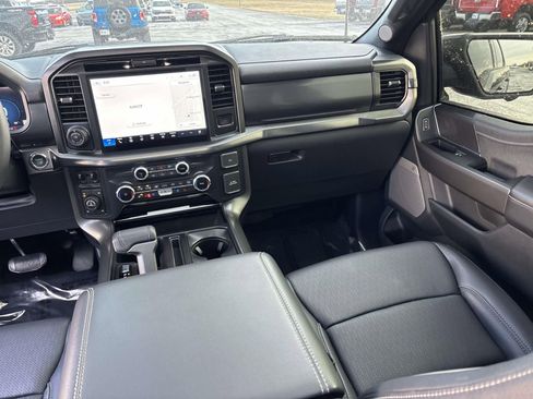 Used 2025 Ford F150 Lariat w/ Equipment Group 501A Mid image 35