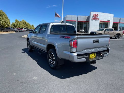 Certified 2021 Toyota Tacoma TRD Sport w/ Technology Package AWD/4WD image 5