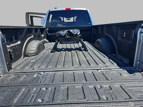 Used 2024 Ford F350 Lariat w/ Lariat Ultimate Package AWD/4WD image 15