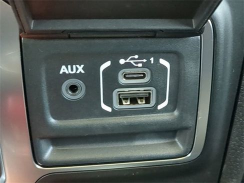 New 2025 Jeep Wrangler Rubicon image 25