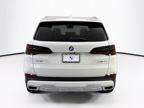 Certified 2026 BMW X5 sDrive40i w/ Climate Comfort Package RWD image 6