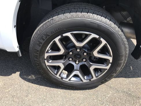 Used 2026 RAM 1500 Laramie AWD/4WD image 27