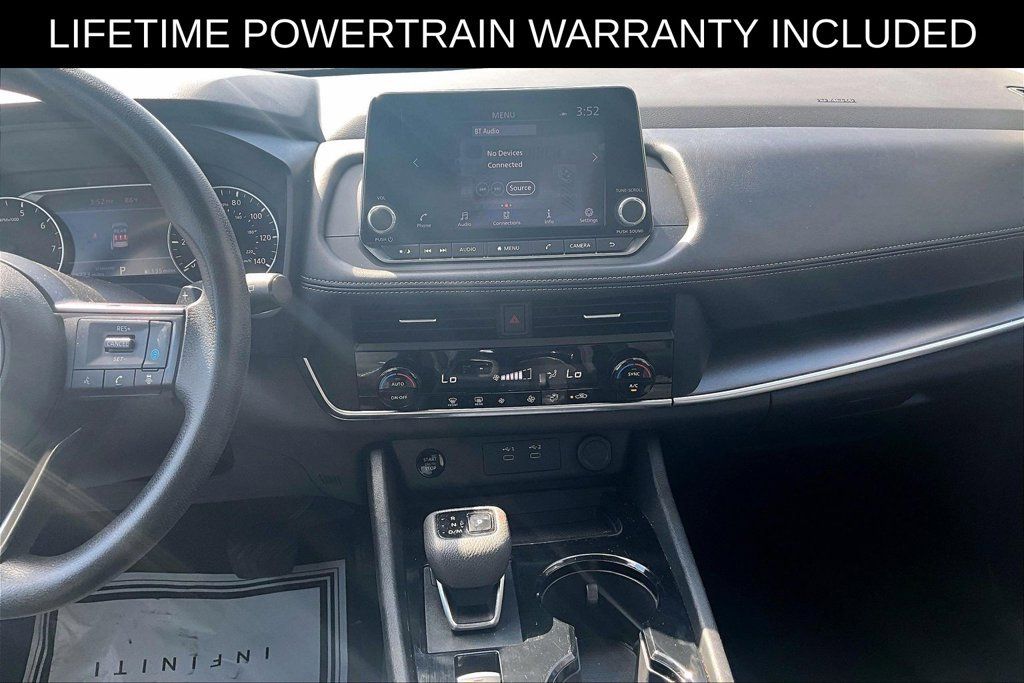 Used 2024 Nissan Rogue SV FWD image 8