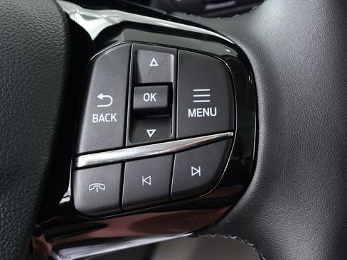 New 2025 Ford Escape SE w/ PHEV Premium Package image 34