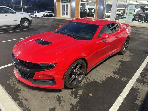 Used 2019 Chevrolet Camaro SS image 5