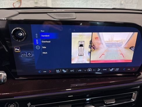 New 2026 Chevrolet Traverse RS w/ LPO, Floor Liner Package image 36