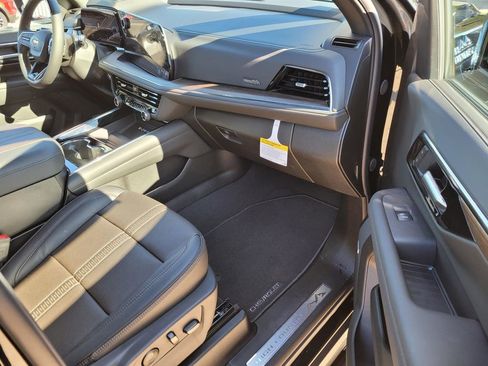 New 2026 Chevrolet Tahoe High Country image 6