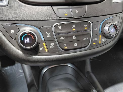 Used 2024 Chevrolet Malibu LT FWD image 32