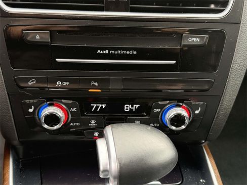 Used 2016 Audi Q5 2.0T Premium Plus w/ Technology Package image 21