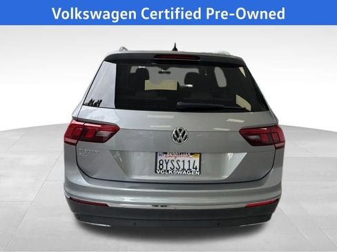 Certified 2021 Volkswagen Tiguan SEL image 5