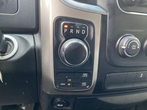 Used 2017 RAM 1500 Express AWD/4WD image 24