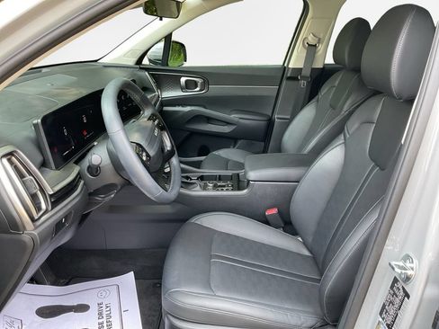 Certified 2026 Kia Sorento S w/ S Panoramic Sunroof Package AWD/4WD image 12