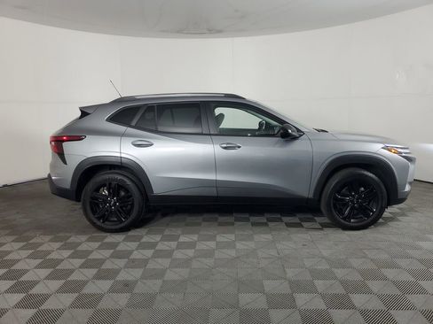 Used 2026 Chevrolet Trax ACTIV image 3