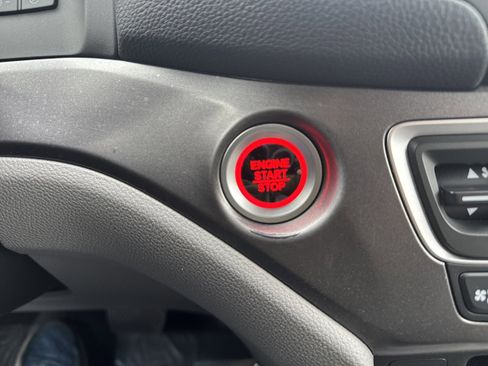 Used 2017 Honda Pilot LX image 21