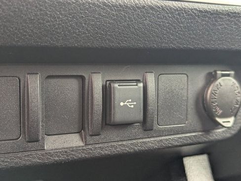 Used 2020 Toyota Tacoma 4x4 Double Cab image 17