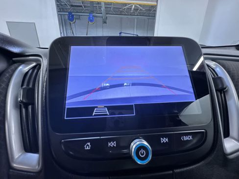 Used 2024 Chevrolet Malibu LT image 26