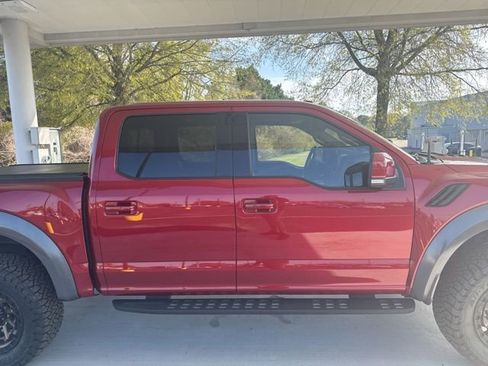 Used 2018 Ford F150 Raptor w/ Equipment Group 802A Luxury image 2