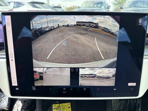 Used 2022 Tesla Model S Plaid image 27