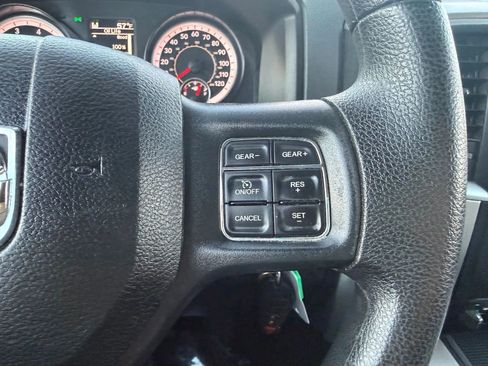 Used 2017 RAM 1500 Classic SLT image 21